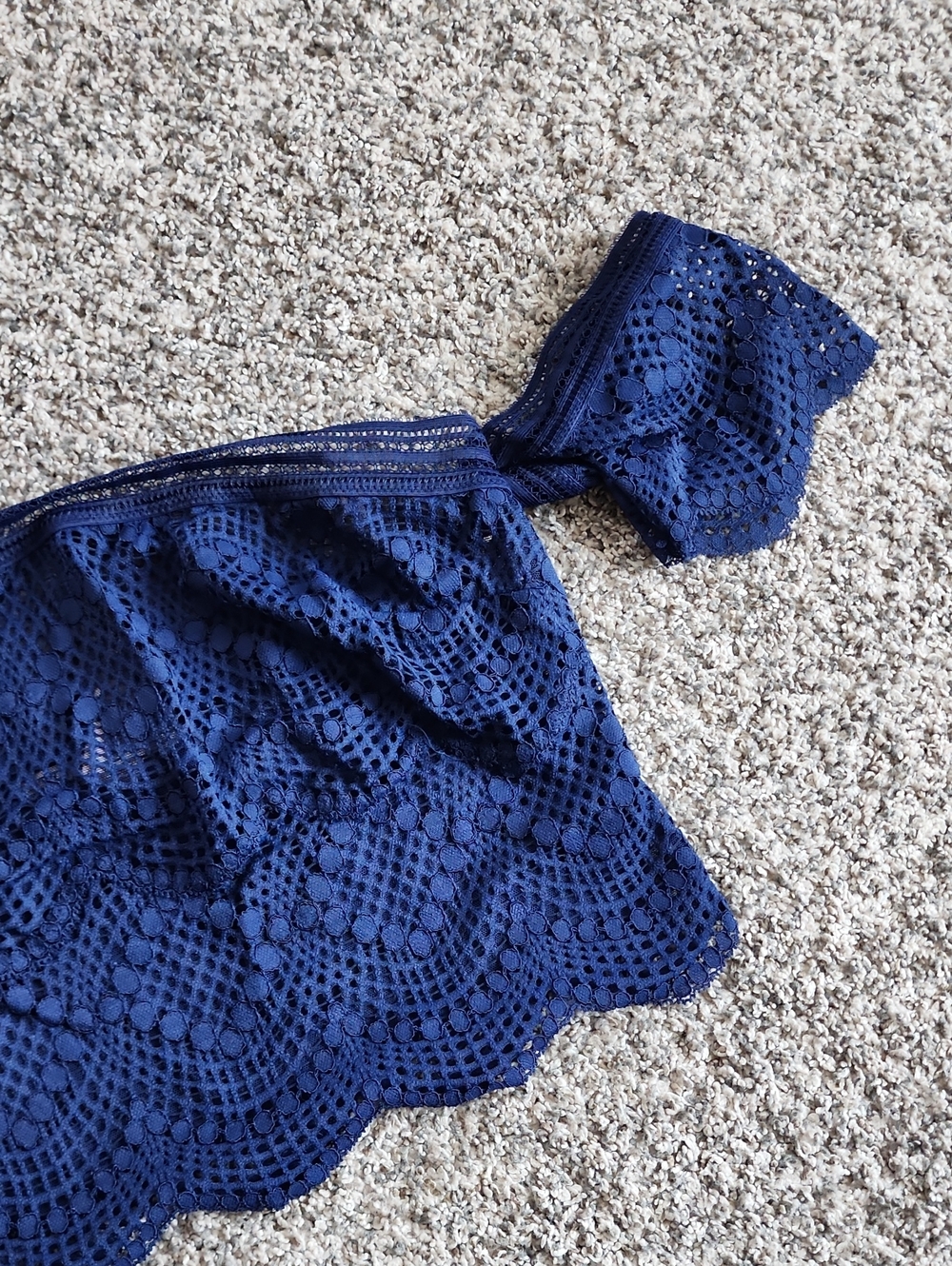 Victoria's Secret Navy Crochet Off-Shoulder Bra Top M
